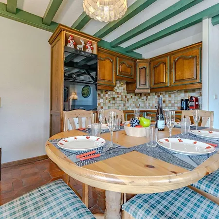 Comfort With Balcony Access And Parking Apartament
